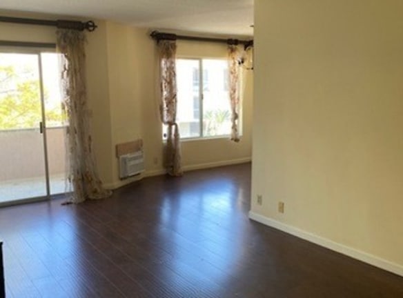 1571 Manning Ave #3 - Los Angeles, CA