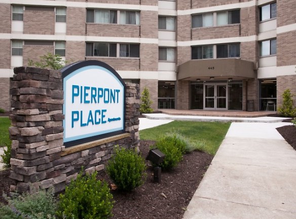 College Park-Pierpont Apartments - Morgantown, WV