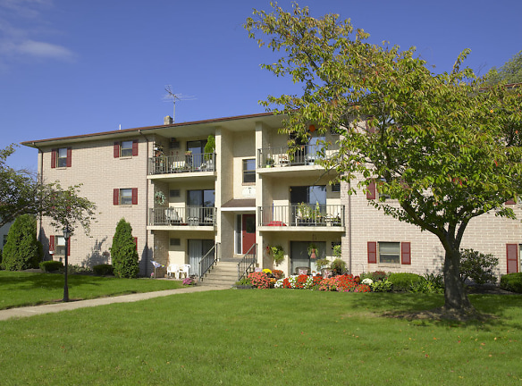 Spruce Court Apartments - Royersford, PA