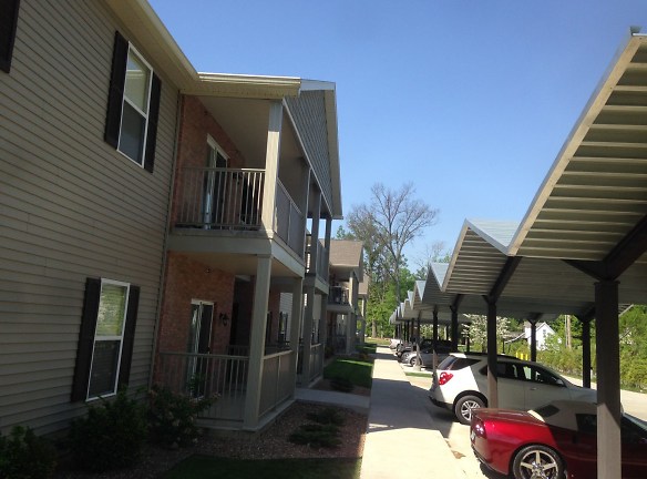 Weinbach Manor Apartments - Evansville, IN