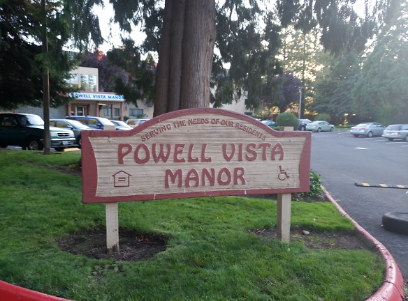 Powell Vista Manor Apartments - Gresham, OR
