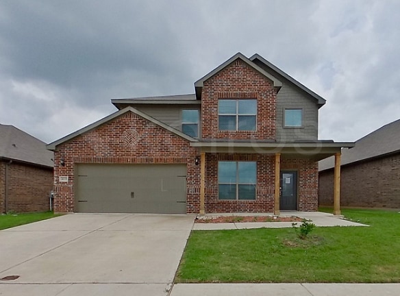 4133 Well Made Rd - Crowley, TX