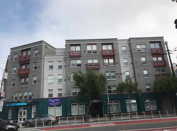 Bernal Gateway Apartments - San Francisco, CA