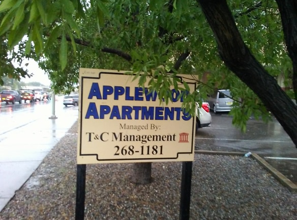 Applewood Square Apartments - Albuquerque, NM
