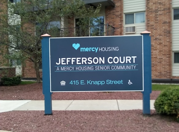 Jefferson Court Apartments - Milwaukee, WI