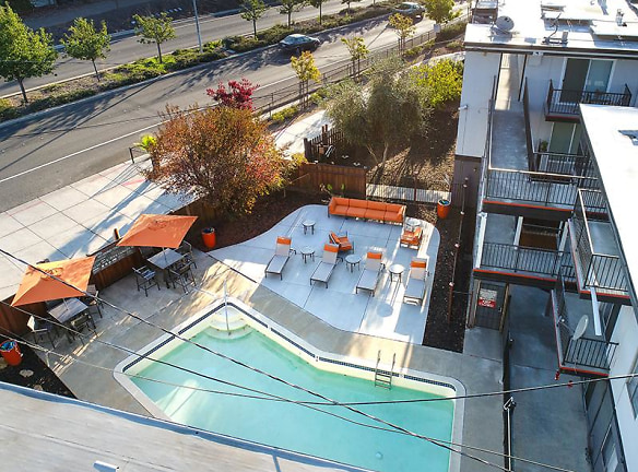 Solis Garden Apartments - Hayward, CA