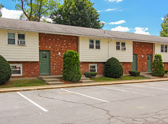Brookview Townhomes - Westfield, MA