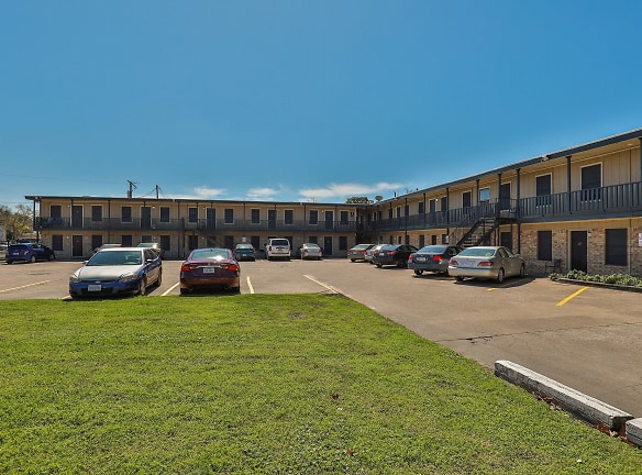 Coral Manor Apartments - Texas City, TX