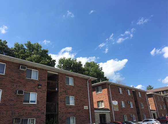271 S River Rd Apartments - West Lafayette, IN