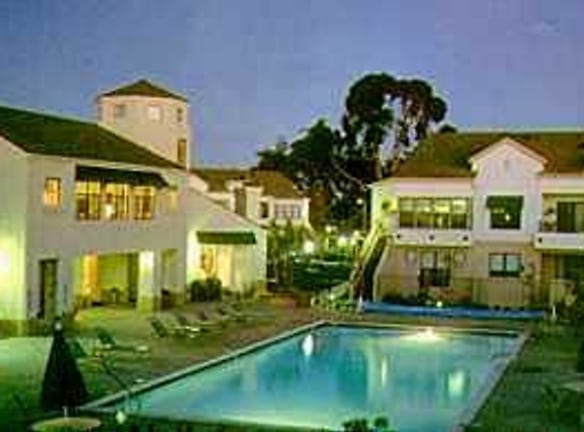 Cypress Point Apartments - Ventura, CA