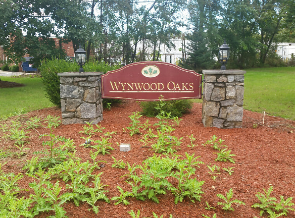 Wynwood Oaks Apartments - Shrub Oak, NY