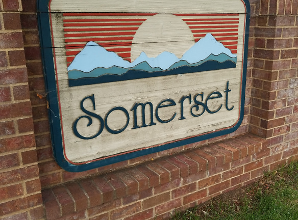 Somerset Apartment Homes - Fort Collins, CO