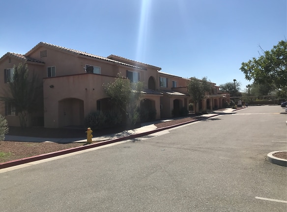 Arroyo De Paz Apartments - Desert Hot Springs, CA