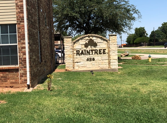 RAINTREE APARTMENTS - Wichita Falls, TX