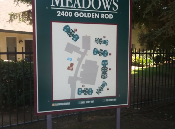 The Meadows Apartments - Bakersfield, CA