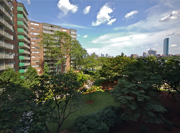 100 Memorial Drive Apartments - Cambridge, MA