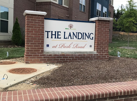 The Landing At Park Road Apartments - Charlotte, NC