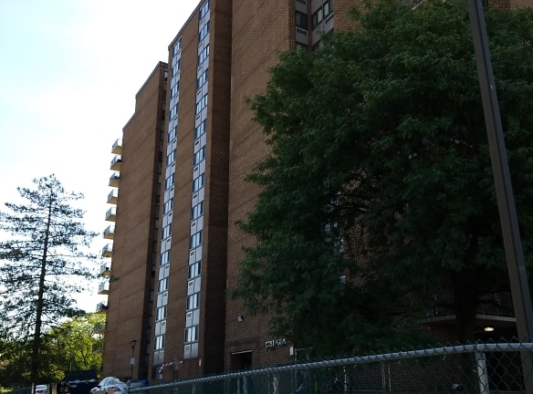 Colt Arms Apartments - Paterson, NJ