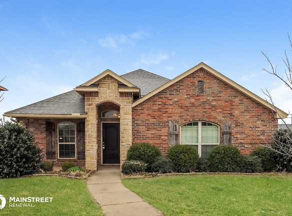 11128 Sw 40Th St - Mustang, OK