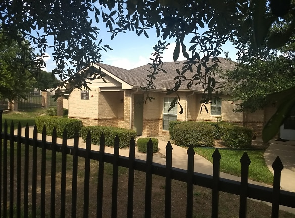 Oak Timbers Ph II Senior Housing Apartments - Fort Worth, TX