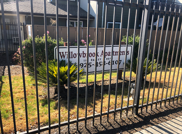 Willow Brook Apartments - Bay Point, CA