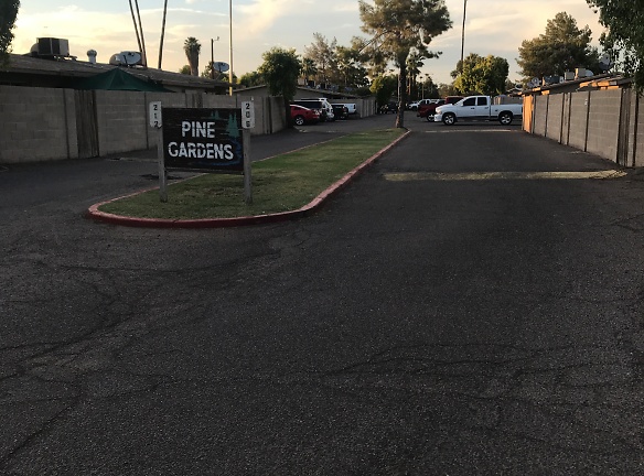Pine Gardens Apartments - Mesa, AZ