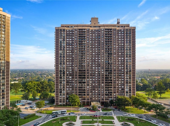 270-10 Grand Central Pkwy #25T - Queens, NY