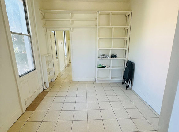 130 Wilson Ave unit 2R - Brooklyn, NY