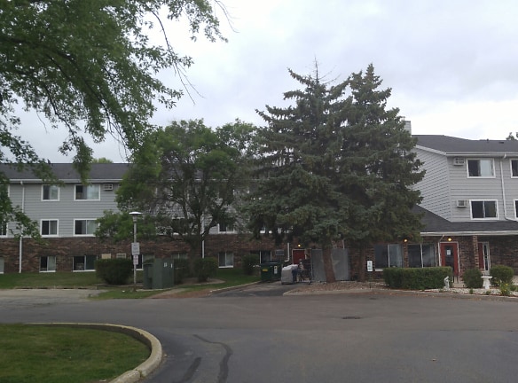 Fireside Commons Apartments - Neenah, WI