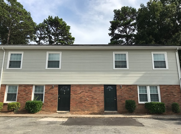 Arcadian Village Homes Apartments - Charlotte, NC