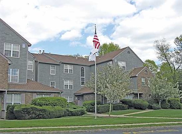 Windsor Commons Apartments - East Windsor, NJ