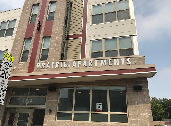 Prairie Apartments - Milwaukee, WI