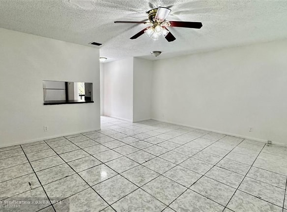 11503 NW 43rd St #11503 - Coral Springs, FL