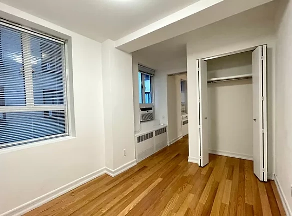 752 West End Ave unit 4K - New York, NY