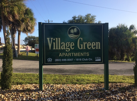 Village Green Apartments - Lakeshore, FL