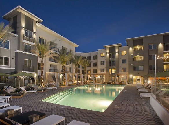 Olympus Corsair Apartments - San Diego, CA