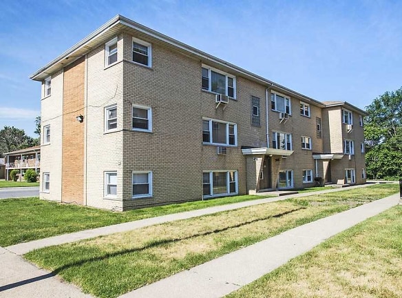 470 Gordon- Pangea Real Estate - Calumet City, IL