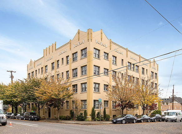 Worthington Apartments - Portland, OR