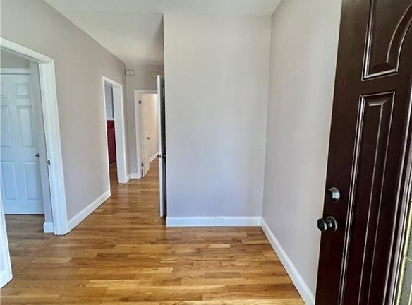 21 Lincoln St #1 - New Rochelle, NY