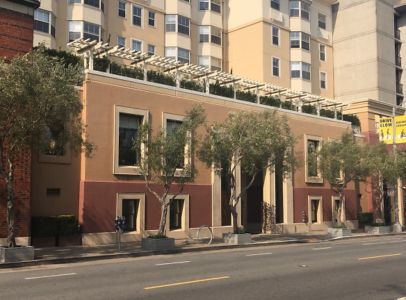 Rhoda Goldman Plaza Apartments - San Francisco, CA