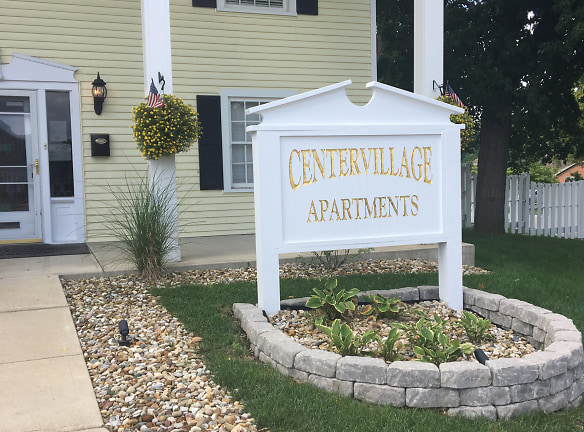 Centervillage Apartments - Dayton, OH