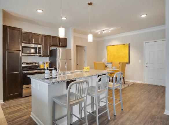 Crowne At Timberline Apartments And Townhomes - Fort Collins, CO