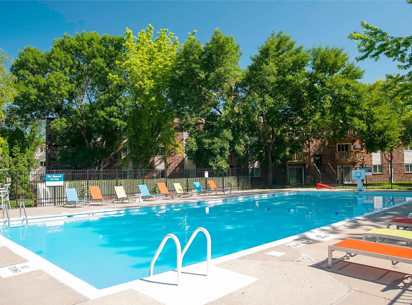 Forest Park Apartments - Grand Forks, ND