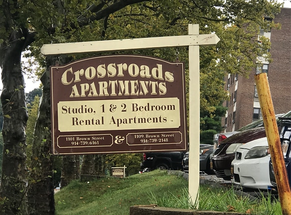 Crossroads Apartments - Peekskill, NY