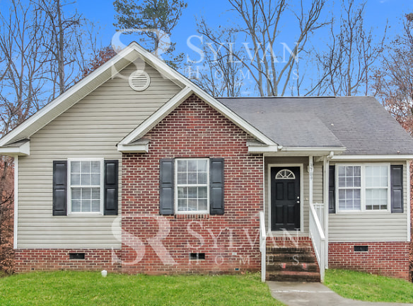 3709 Capps Hill Dr - Charlotte, NC
