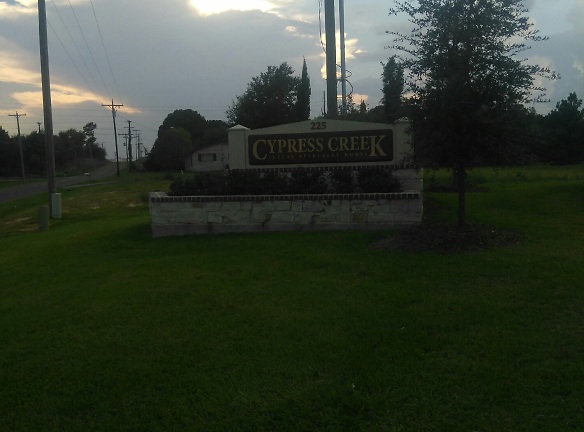 Cypress Creek Apartments - Mount Pleasant, TX