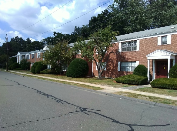 Beaver Brook Apartments - Wethersfield, CT