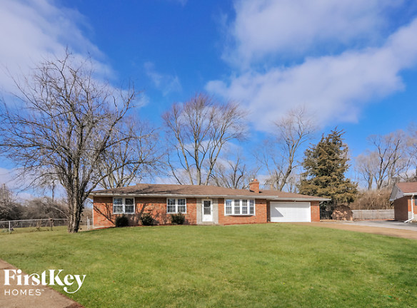 9 Nordell Ct - Florissant, MO