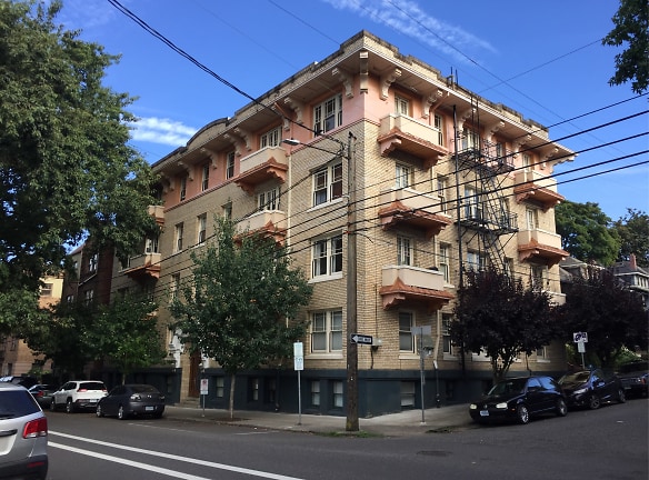 Alvarado Apartments - Portland, OR