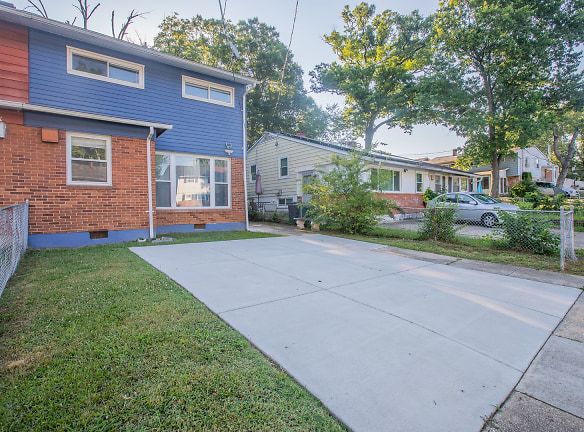 609 Birchleaf Ave - Capitol Heights, MD